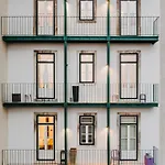 Casa Janelas Com Vista Гостевой дом Лиссабон