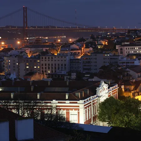 Casa Janelas Com Vista Konukevi Lisboa