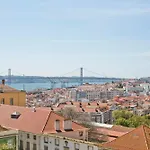 Gæstehus Casa Janelas Com Vista Lisboa