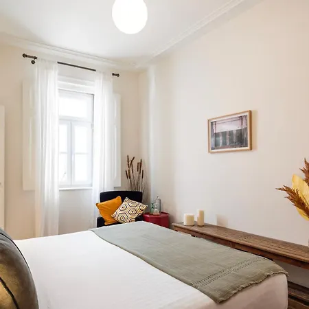 Pensionat Casa Janelas Com Vista Lisboa